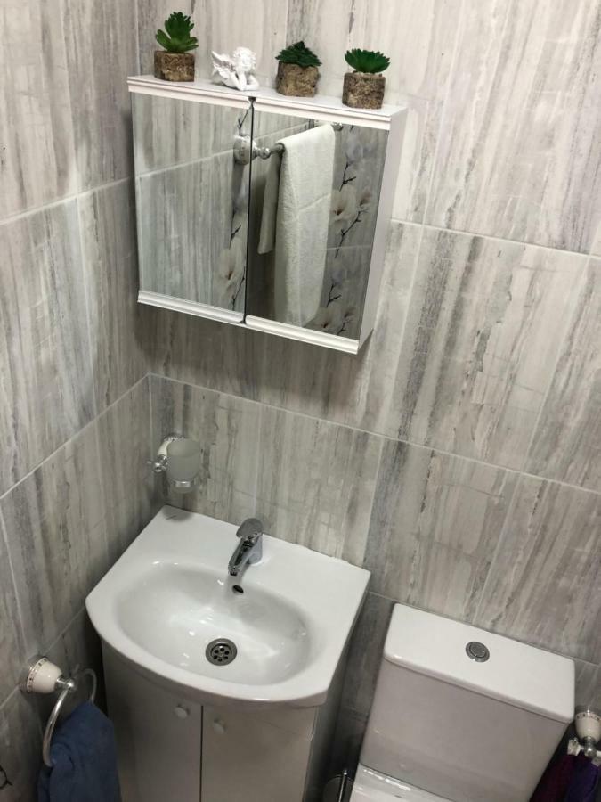 Sofia Centre Apartment ภายนอก รูปภาพ