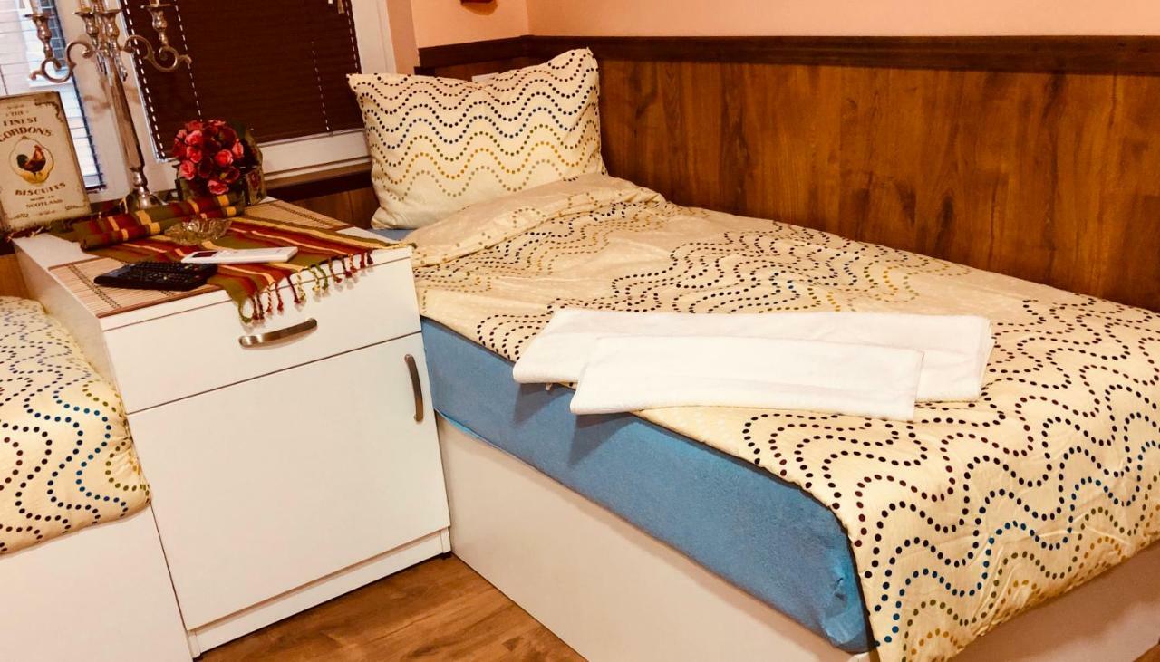 Sofia Centre Apartment ภายนอก รูปภาพ